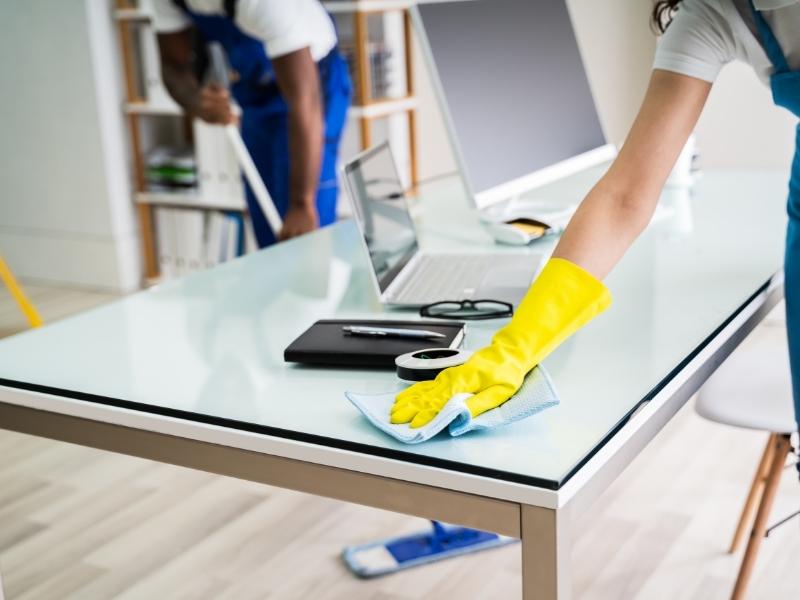 Limpieza de Oficinas: Cómo Mantener un Ambiente de Trabajo Saludable